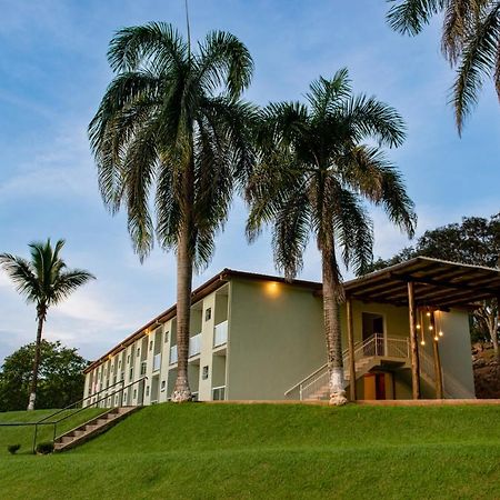 سيرا نيجرا Hotel Fazenda Vale Da Cachoeira المظهر الخارجي الصورة